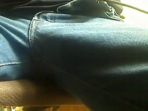 markluvskitty online show from June 15, 12:49 pm