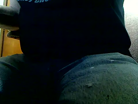 Snapshot of markluvskitty chatting on December 15, 1:06 pm markluvskitty online show from December 15, 1:06 pm