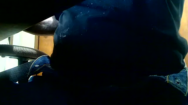 Snapshot of markluvskitty chatting on February 5, 7:53 pm markluvskitty online show from February 5, 7:53 pm