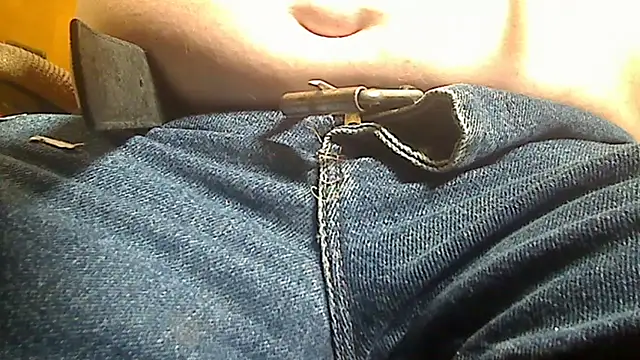 markluvskitty online show from July 13, 1:10 pm