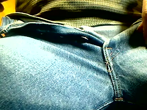 Snapshot of markluvskitty chatting on February 20, 7:05 pm markluvskitty online show from February 20, 7:05 pm