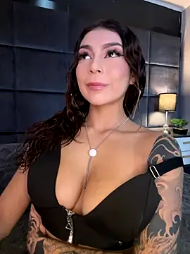 CHERRYY BOMB  online show from November 24, 6:08 pm