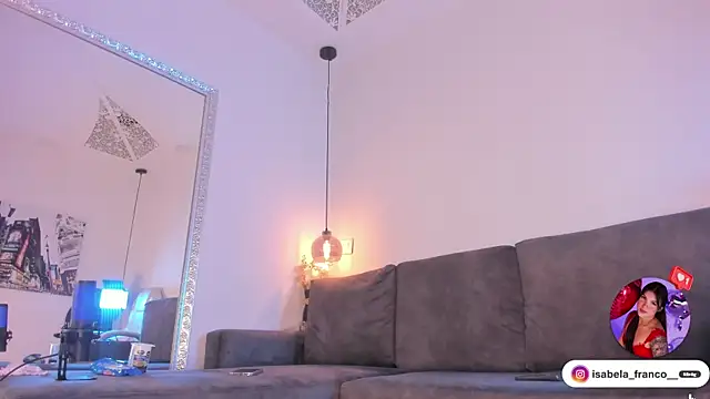 Snapshot of Isabella_francoo chatting on March 17, 12:14 pm Isabella francoo online show from March 17, 12:14 pm