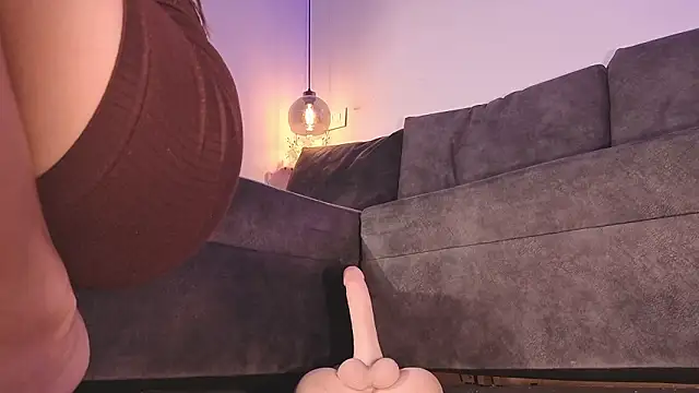 Isabella francoo online show from February 25, 11:43 am