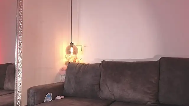 Isabella francoo online show from April 13, 11:47 am