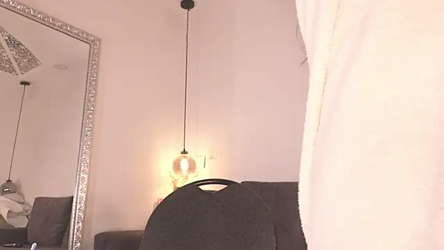 Isabella francoo online show from December 19, 11:56 am