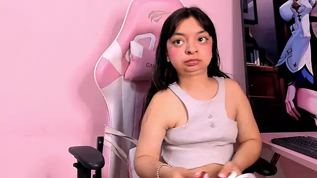 CharlotteMuller online show from February 28, 8:08 pm