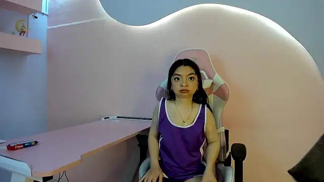 CharlotteMuller online show from December 5, 8:17 pm