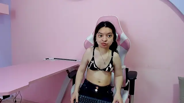 CharlotteMuller online show from December 3, 7:57 pm