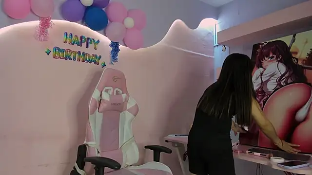 CharlotteMuller online show from March 15, 8:27 pm