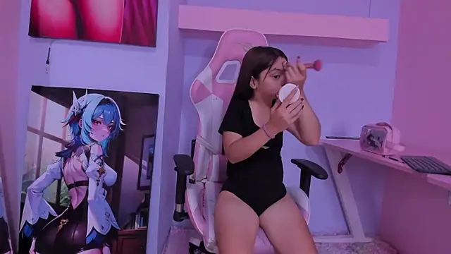CharlotteMuller online show from June 2, 8:42 pm