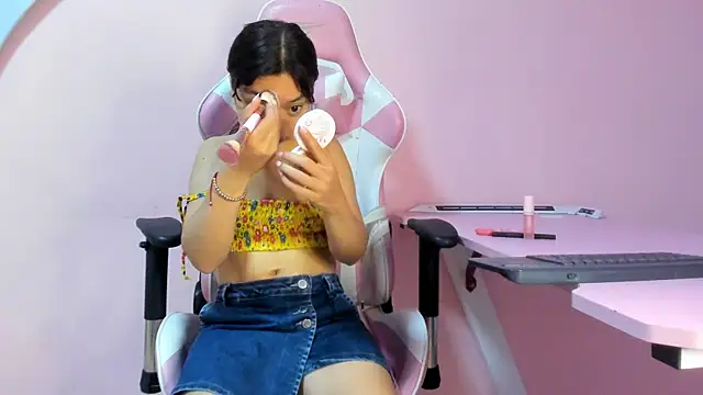 CharlotteMuller online show from February 22, 1:57 pm