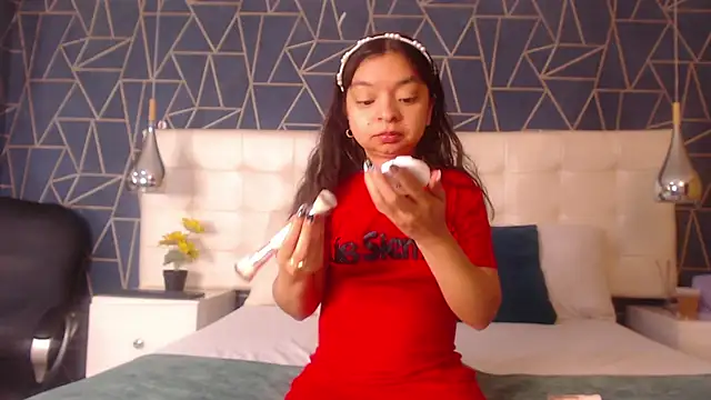 CharlotteMuller online show from February 14, 5:35 pm