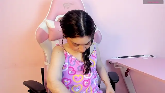 CharlotteMuller online show from October 28, 7:35 pm