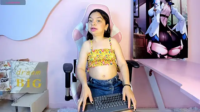 CharlotteMuller online show from February 7, 9:01 pm