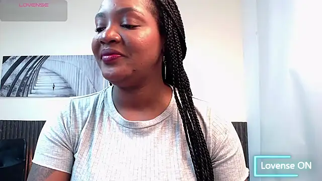 chanel brunette online show from October 25, 11:20 am