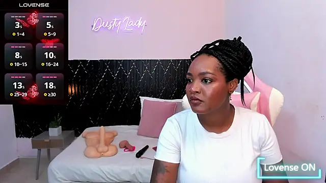 Snapshot of chanel_brunette chatting on September 27, 9:43 pm chanel brunette online show from September 27, 9:43 pm