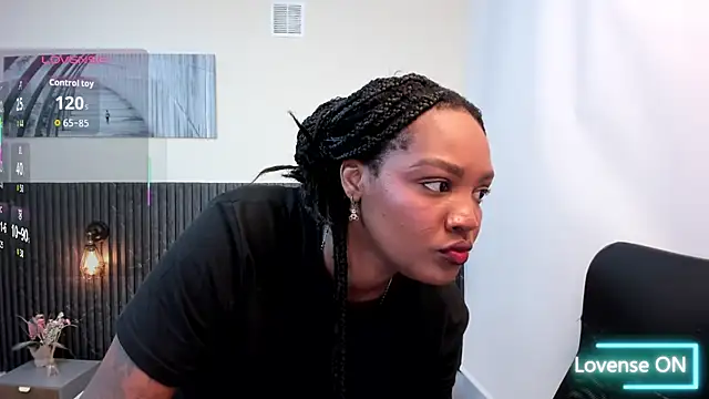 chanel brunette online show from January 18, 12:19 pm