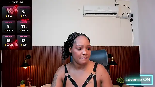 chanel brunette online show from November 16, 6:45 pm