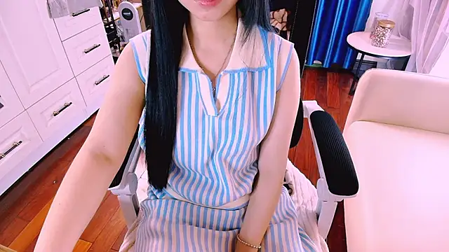 Lee Mi online show from March 15, 2:24 pm