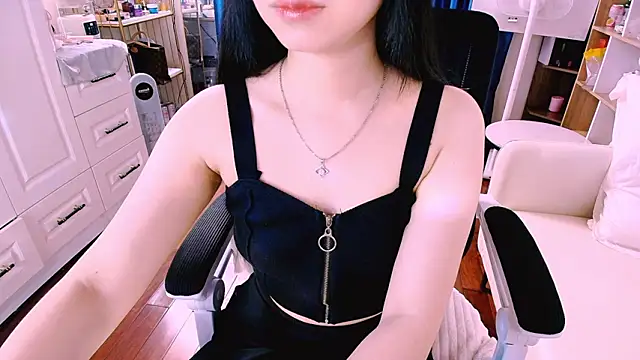 Lee Mi online show from March 4, 12:46 pm