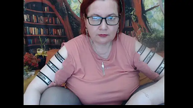 Snapshot of PlayfullMature chatting on July 12, 3:02 pm PlayfullMature online show from July 12, 3:02 pm