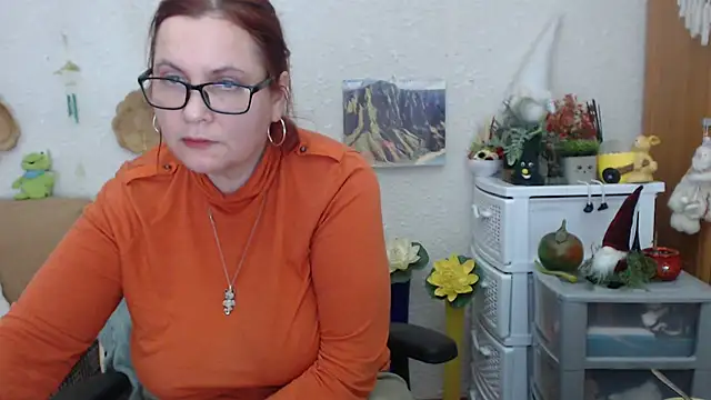 Snapshot of PlayfullMature chatting on March 13, 3:17 pm PlayfullMature online show from March 13, 3:17 pm