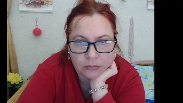 Snapshot of PlayfullMature chatting on October 13, 1:34 pm PlayfullMature online show from October 13, 1:34 pm