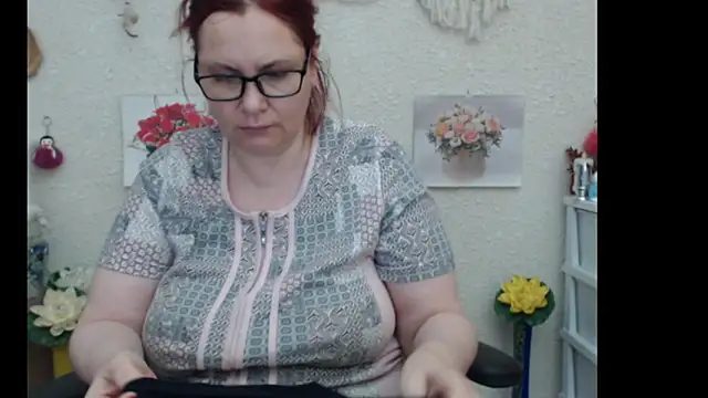 Snapshot of PlayfullMature chatting on September 22, 8:53 am PlayfullMature online show from September 22, 8:53 am