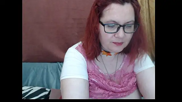 PlayfullMature online show from April 3, 3:40 pm