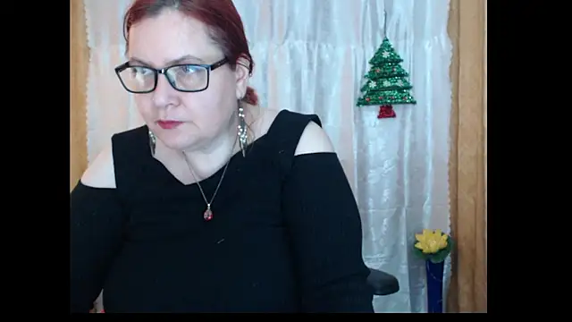 PlayfullMature online show from January 10, 10:10 am