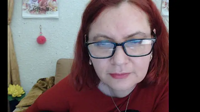 Snapshot of PlayfullMature chatting on October 12, 7:37 pm PlayfullMature online show from October 12, 7:37 pm