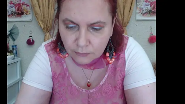 Snapshot of PlayfullMature chatting on October 4, 2:07 pm PlayfullMature online show from October 4, 2:07 pm
