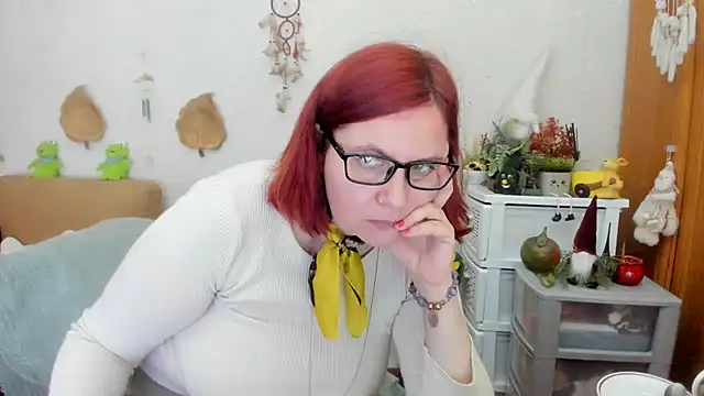 Snapshot of PlayfullMature chatting on March 16, 10:55 am PlayfullMature online show from March 16, 10:55 am