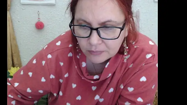 Snapshot of PlayfullMature chatting on October 11, 12:39 pm PlayfullMature online show from October 11, 12:39 pm