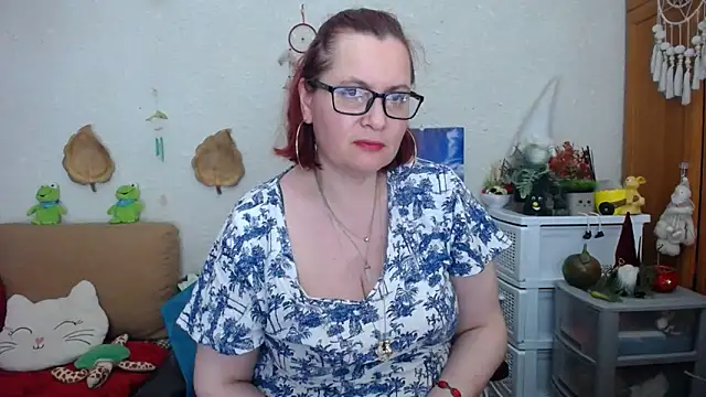 Snapshot of PlayfullMature chatting on March 21, 9:45 pm PlayfullMature online show from March 21, 9:45 pm