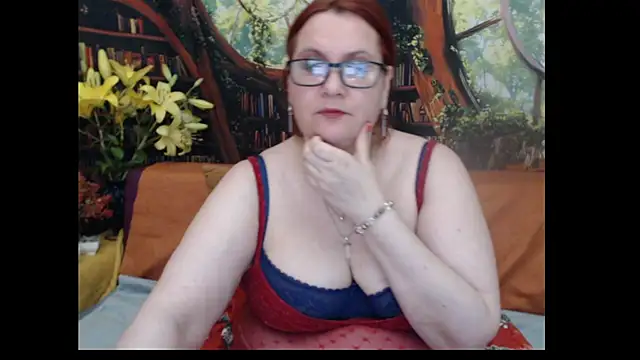 Snapshot of PlayfullMature chatting on July 2, 6:25 pm PlayfullMature online show from July 2, 6:25 pm