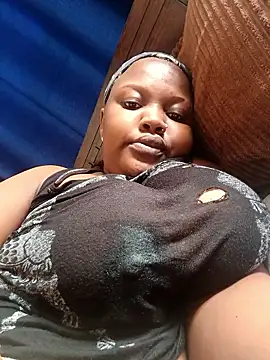 queennapal online show from April 1, 4:47 am