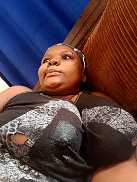 queennapal online show from April 3, 6:31 am