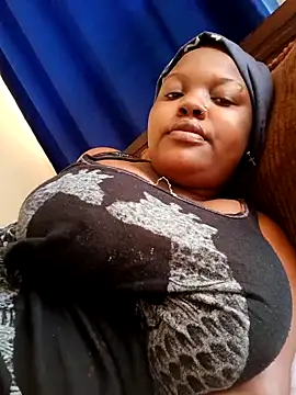 queennapal online show from February 21, 9:55 am