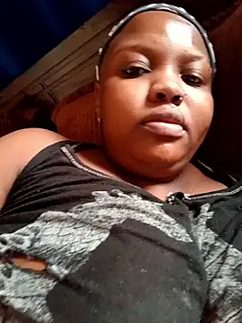 queennapal online show from February 28, 4:12 am