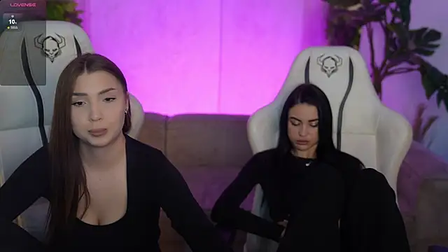 Tina Breeze online show from December 17, 8:19 am