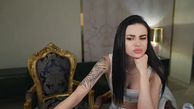 Tina Breeze online show from March 12, 8:29 am