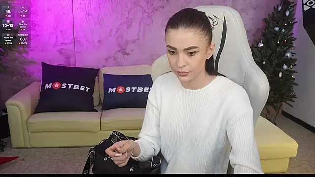 Snapshot of Tina_Breeze chatting on December 28, 11:41 am Tina Breeze online show from December 28, 11:41 am