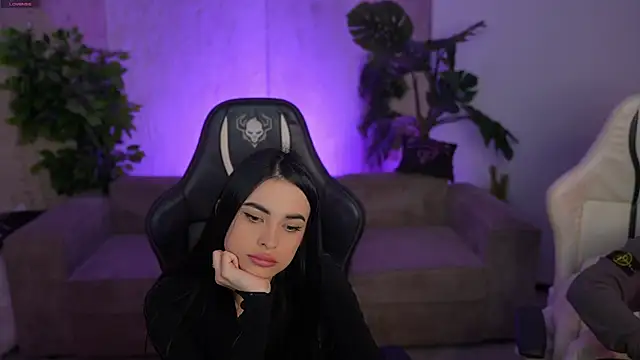 Tina Breeze online show from November 20, 8:37 am