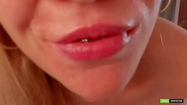 Snapshot of sugamomy chatting on December 1, 12:33 am sugamomy online show from December 1, 12:33 am