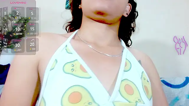 Eva Hoot online show from March 10, 1:48 pm