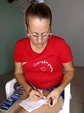 deisy summers47x online show from February 11, 12:04 pm