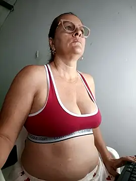 deisy summers47x online show from September 25, 11:27 am