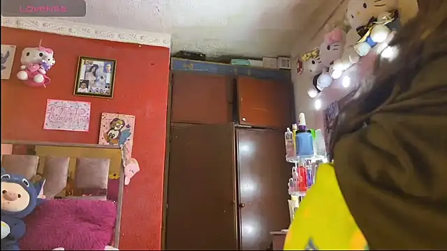  Dulcinea777 online show from April 18, 1:19 am